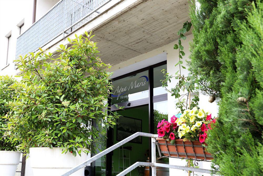 Hotel Aquamaris Sala Baganza Exteriér fotografie