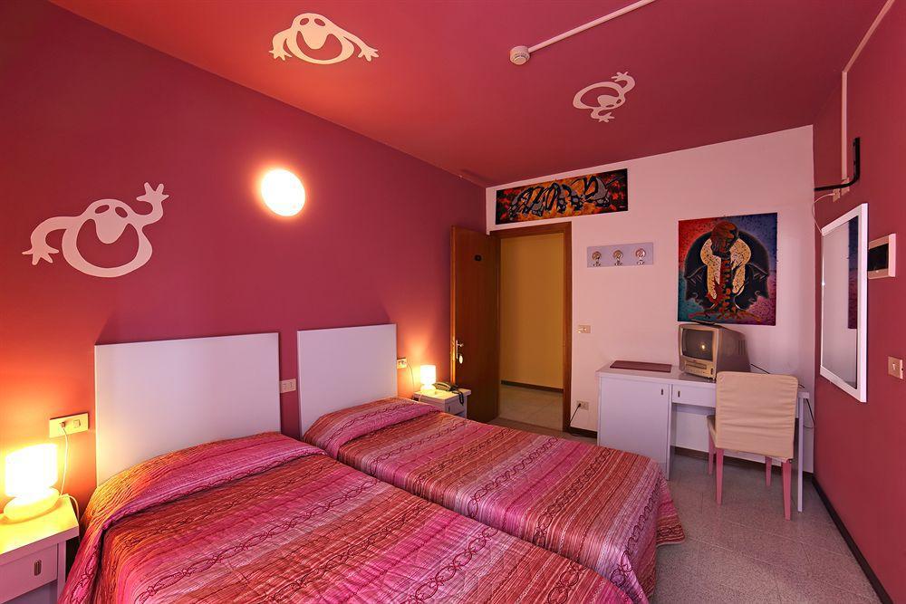 Hotel Aquamaris Sala Baganza Exteriér fotografie