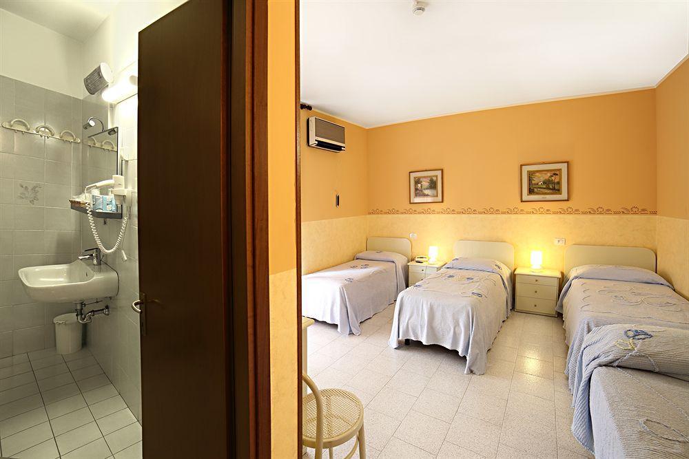 Hotel Aquamaris Sala Baganza Exteriér fotografie
