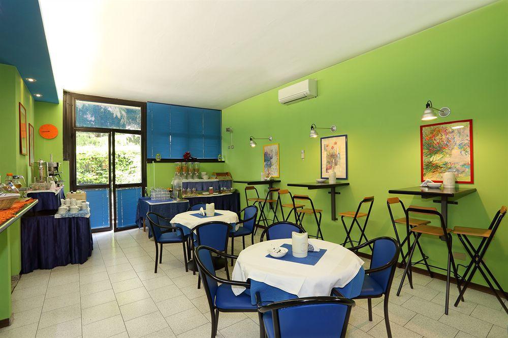 Hotel Aquamaris Sala Baganza Exteriér fotografie