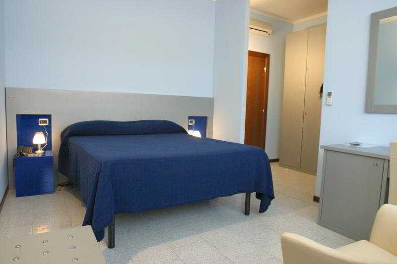 Hotel Aquamaris Sala Baganza Exteriér fotografie