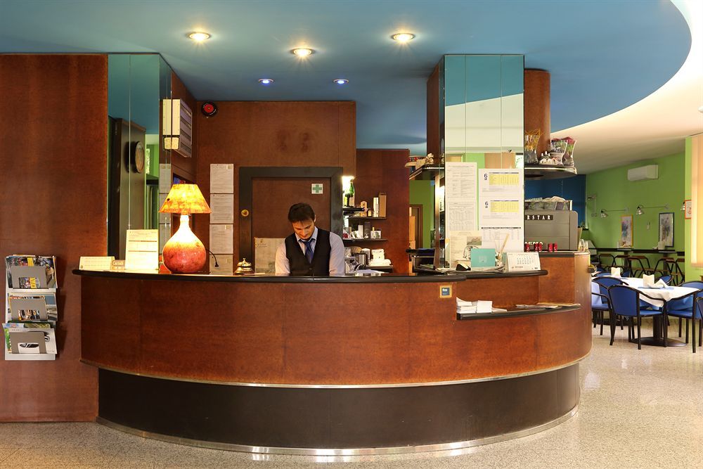 Hotel Aquamaris Sala Baganza Exteriér fotografie